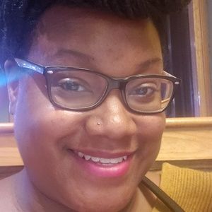 Meet your Posher, Pamela